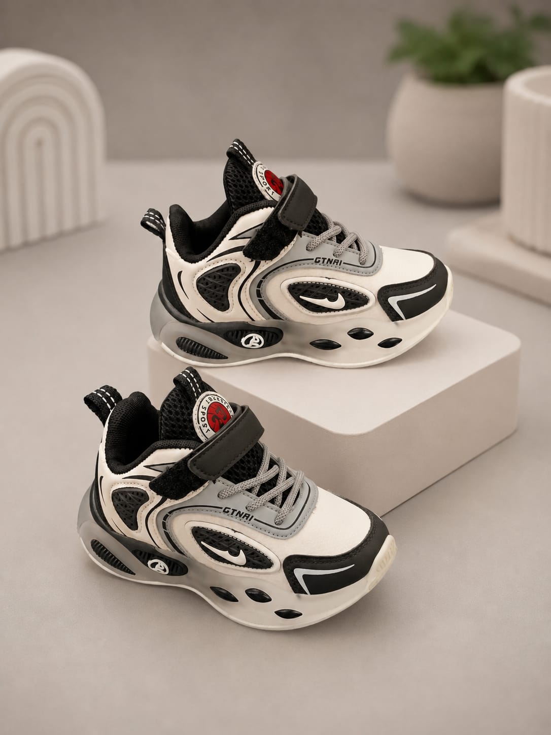 Kids Sport Sneakers | Lightweight Casual Shoes for Boys & Girls (EU 32–37)