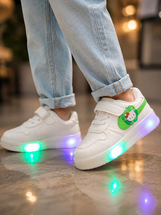 Kids LED Light-Up Sneakers – White Casual Shoes with Colorful Flashing Lights EU 21-25