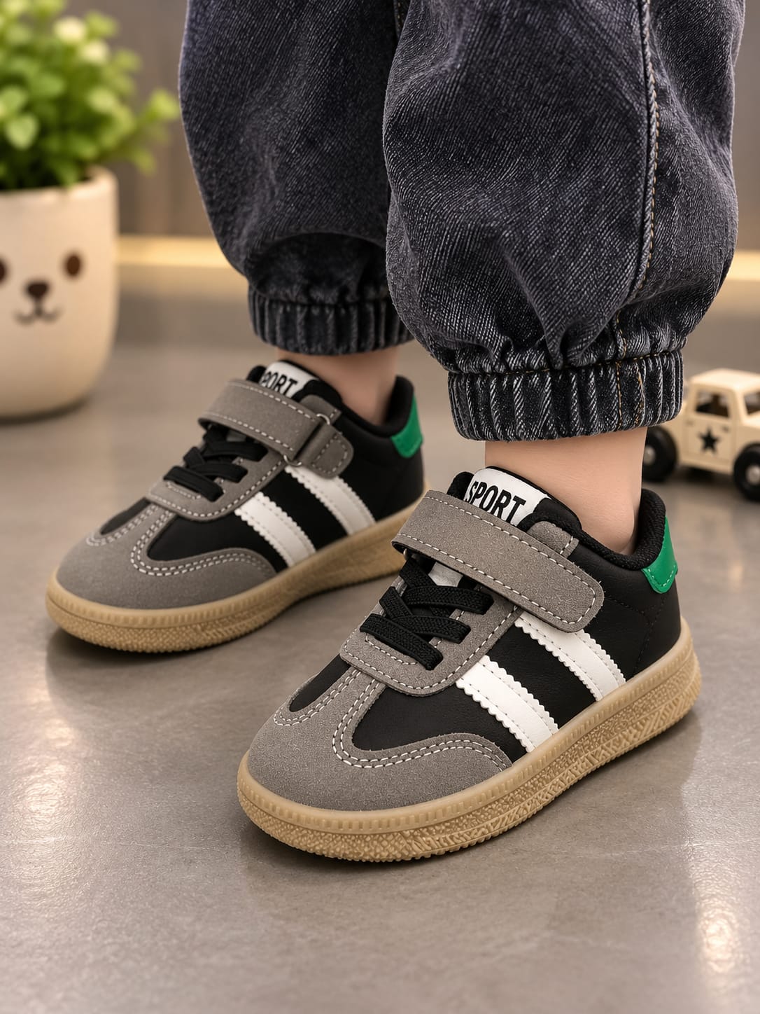 Kids Casual Sports Shoes – Black & Grey | EU 22–26